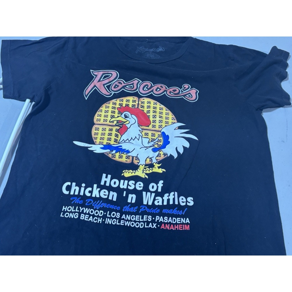 Roscoe's Unisex House of Chicken n' Waffles Graphic Print T-Shirt Black‎ Medium